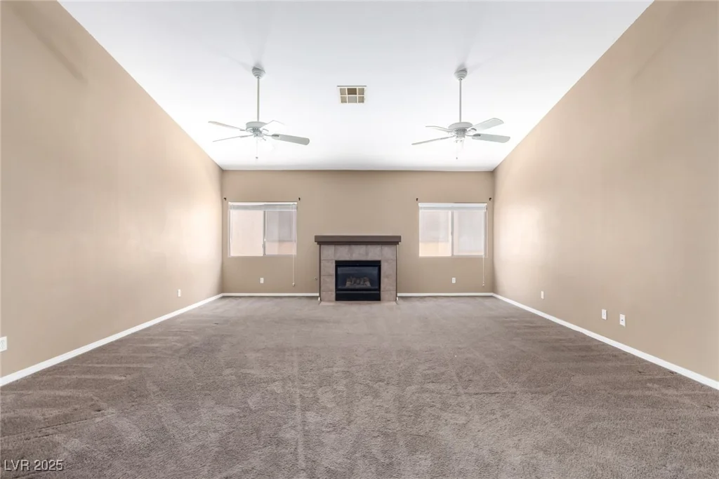 8233 Valley Stream, Las Vegas, NV 89131