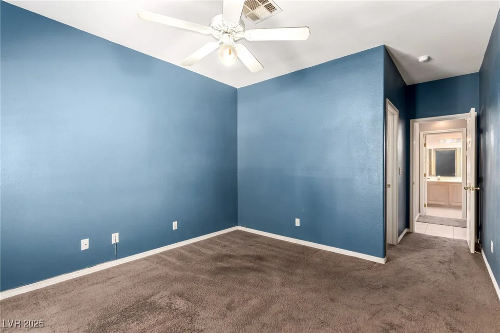 8233 Valley Stream, Las Vegas, NV 89131
