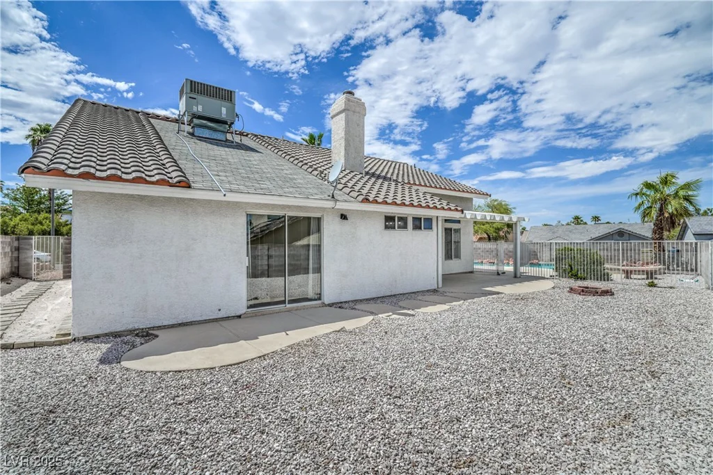 818 Coastal Beach, Henderson, NV 89002
