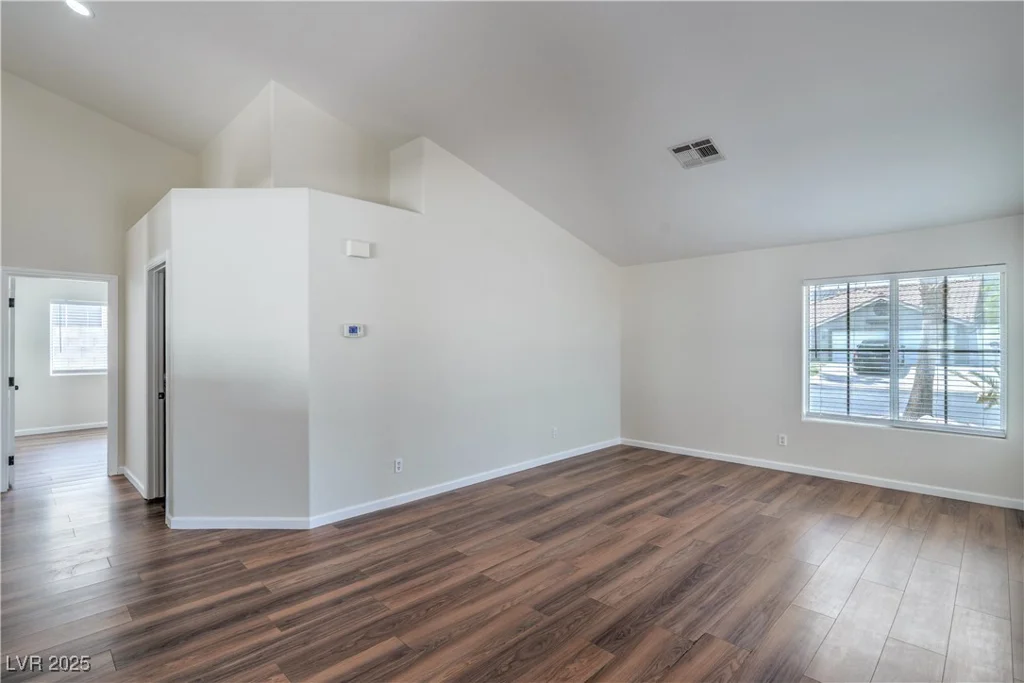 818 Coastal Beach, Henderson, NV 89002