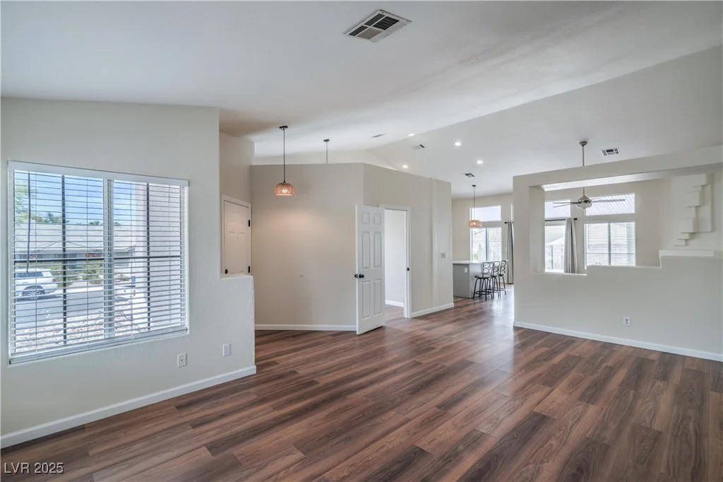 818 Coastal Beach, Henderson, NV 89002