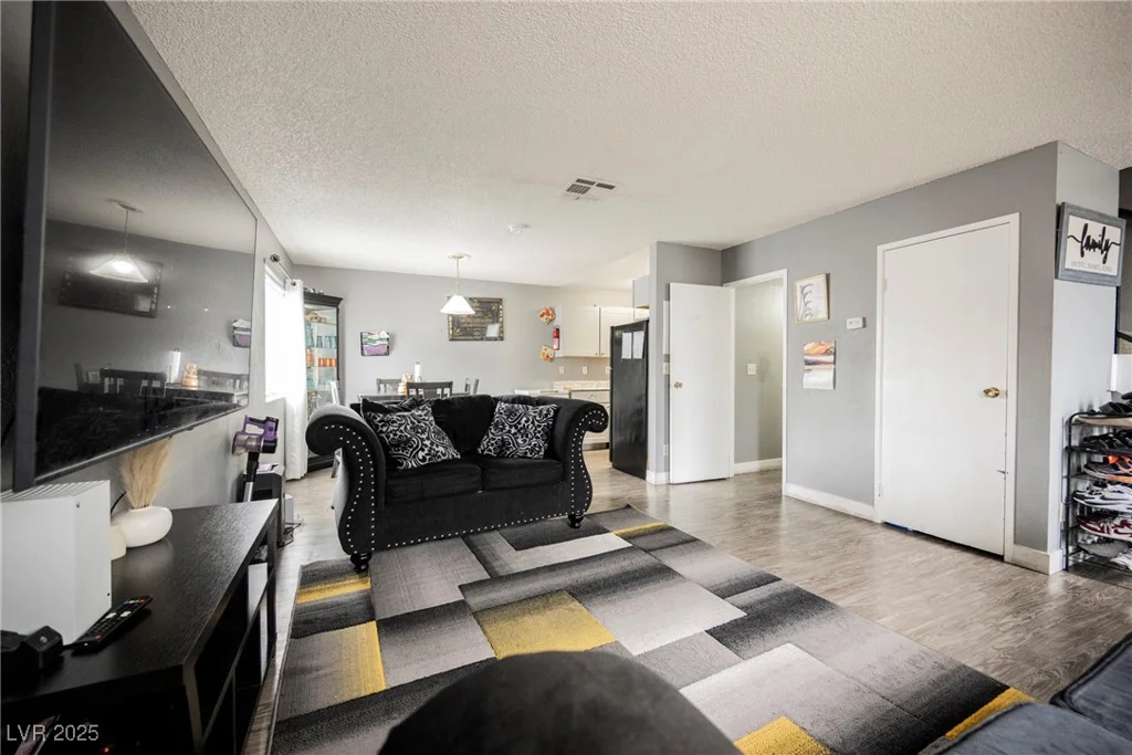 2915 Cedar, Las Vegas, NV 89101