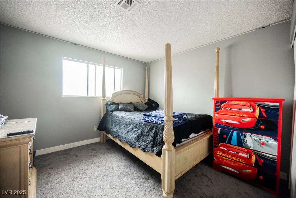 2915 Cedar, Las Vegas, NV 89101