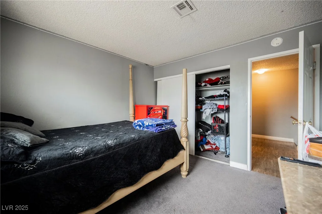 2915 Cedar, Las Vegas, NV 89101