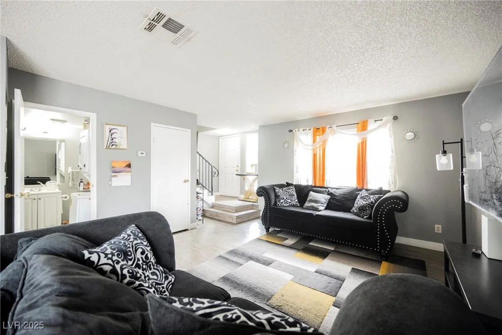 2915 Cedar, Las Vegas, NV 89101