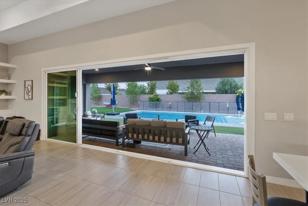 6228 Skyblush, Las Vegas, NV 89131