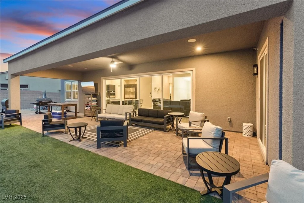 6228 Skyblush, Las Vegas, NV 89131