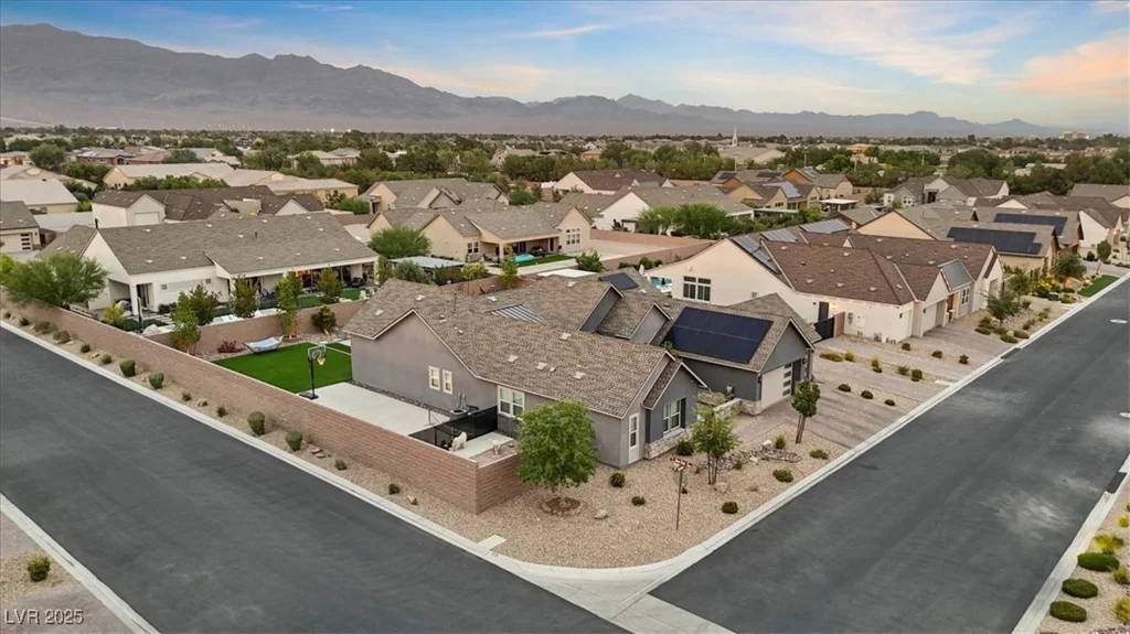 6228 Skyblush, Las Vegas, NV 89131