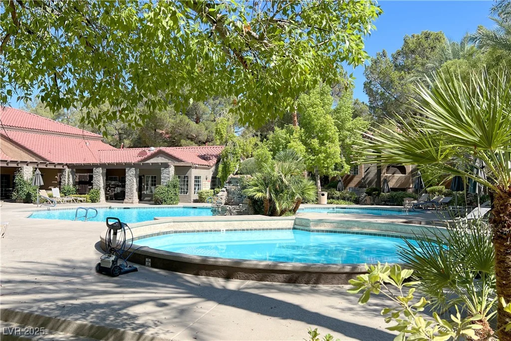 2200 Fort Apache, Las Vegas, NV 89117