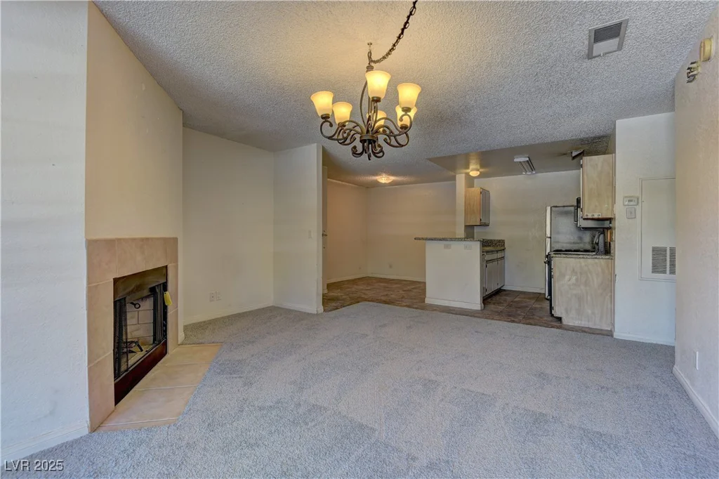 2200 Fort Apache, Las Vegas, NV 89117
