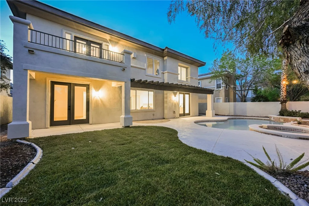 516 Pinnacle Heights, Las Vegas, NV 89144