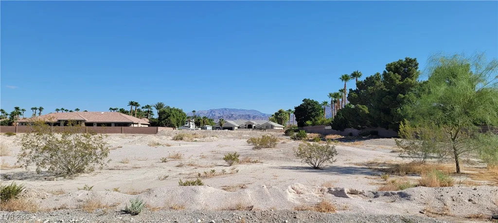7026 Farm Road, Las Vegas, NV 89131