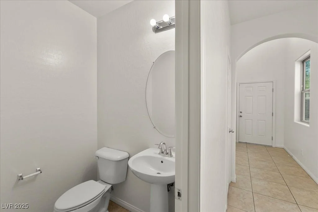 22 Tribute Peak, Las Vegas, NV 89148