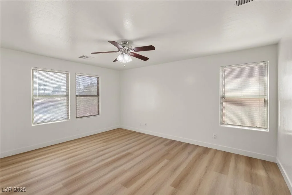 22 Tribute Peak, Las Vegas, NV 89148