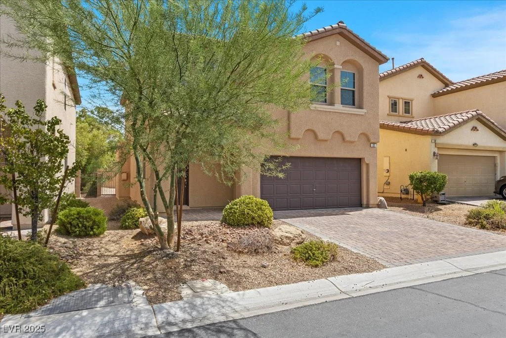 22 Tribute Peak, Las Vegas, NV 89148