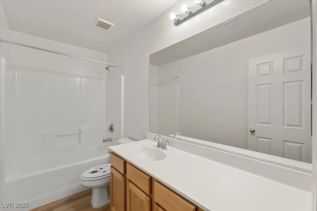 22 Tribute Peak, Las Vegas, NV 89148