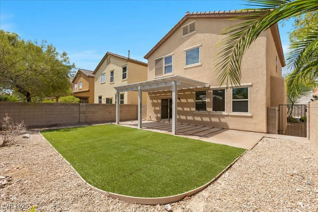 22 Tribute Peak, Las Vegas, NV 89148