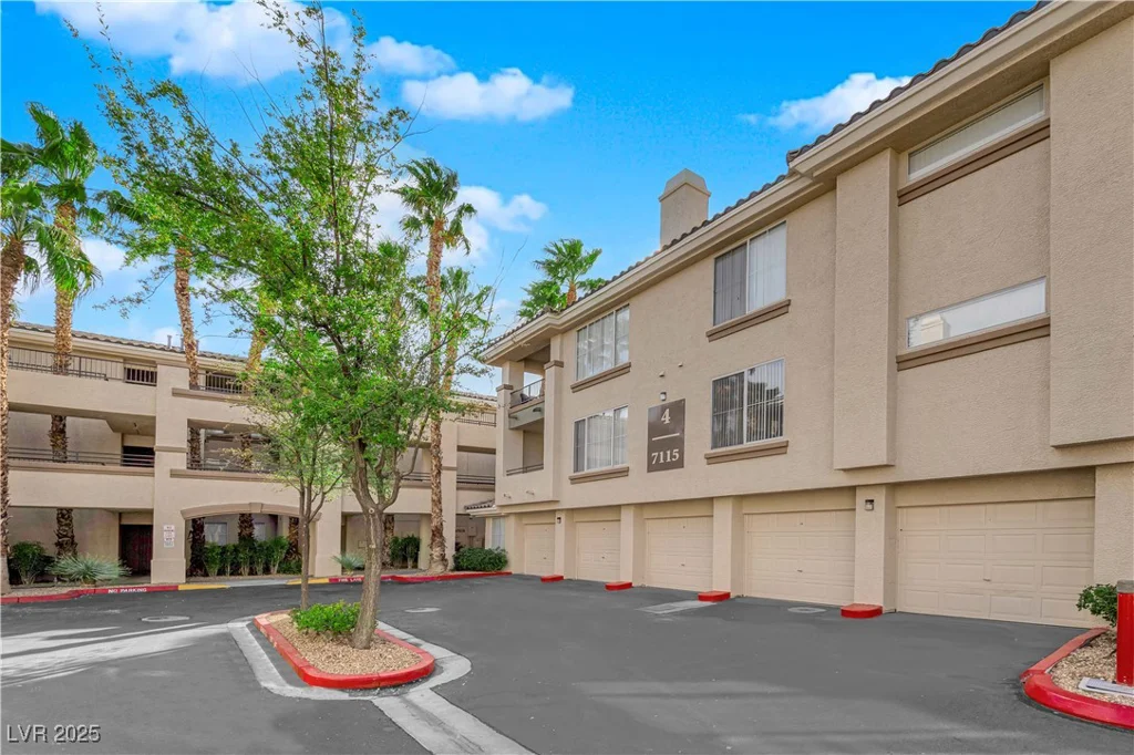 7115 Durango, Las Vegas, NV 89113