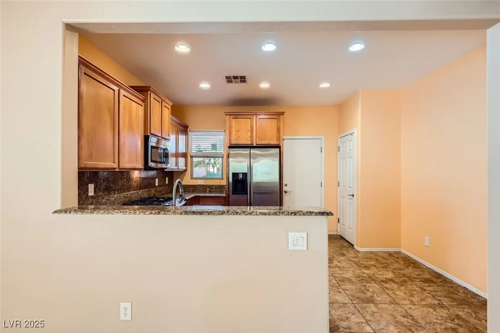 6128 Isola Peak, Las Vegas, NV 89122