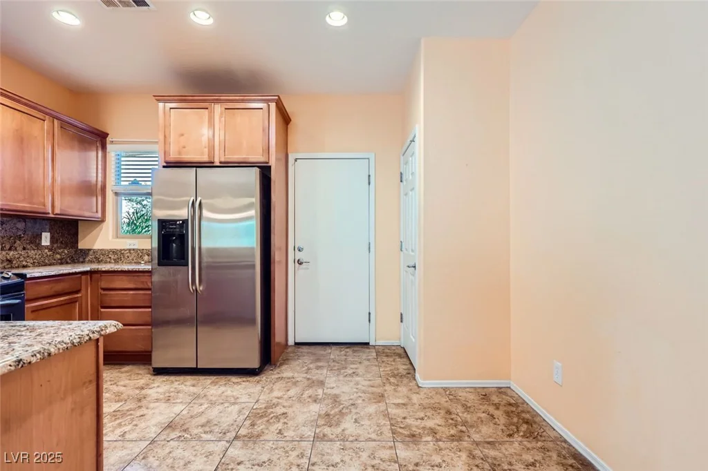 6128 Isola Peak, Las Vegas, NV 89122