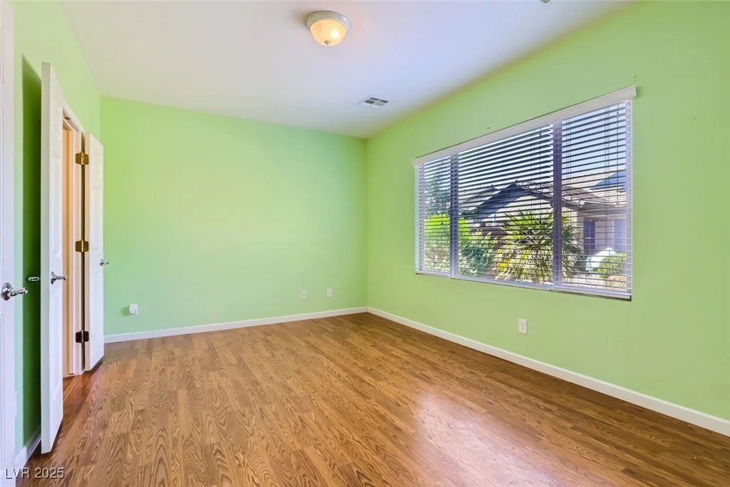 6128 Isola Peak, Las Vegas, NV 89122