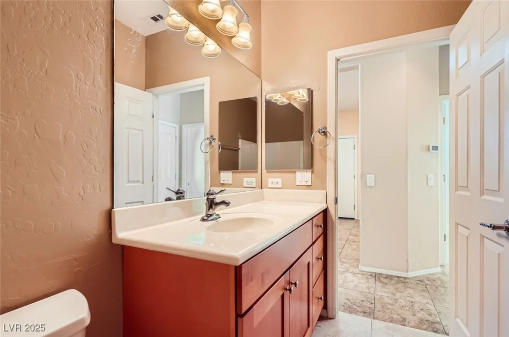 6128 Isola Peak, Las Vegas, NV 89122