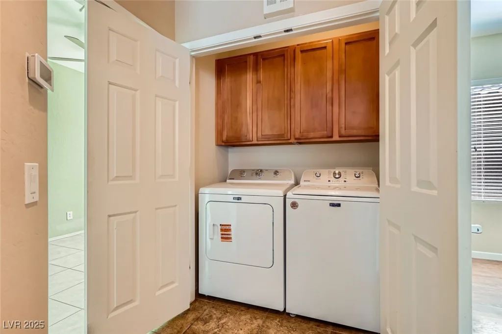 6128 Isola Peak, Las Vegas, NV 89122