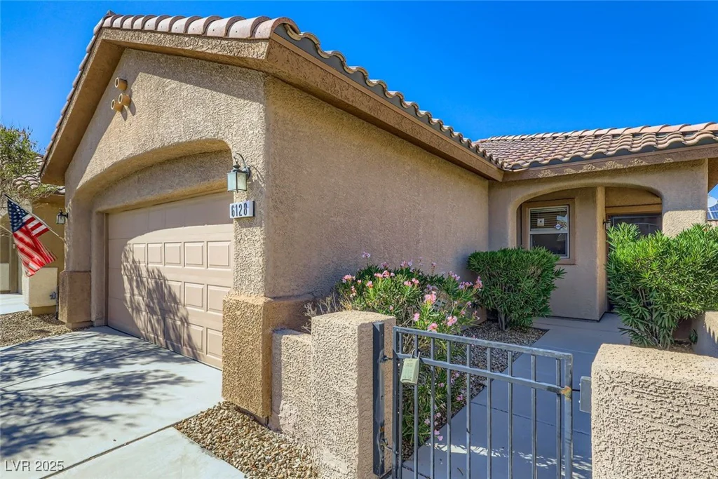 6128 Isola Peak, Las Vegas, NV 89122