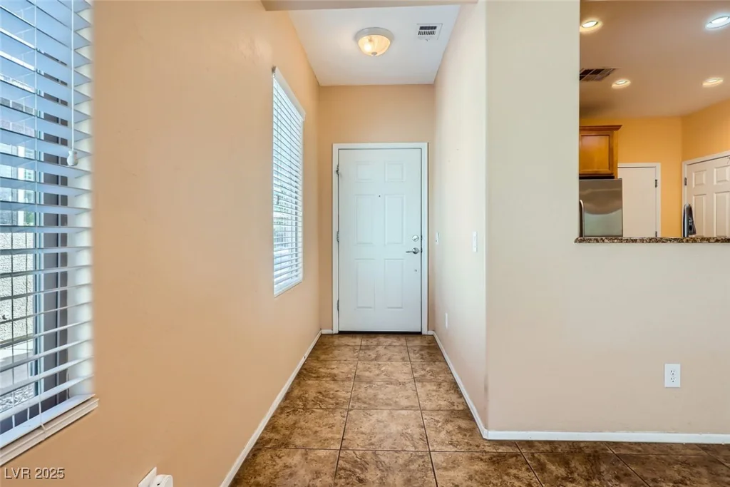 6128 Isola Peak, Las Vegas, NV 89122