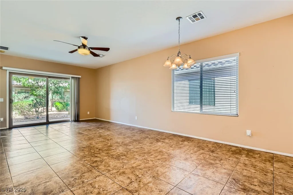 6128 Isola Peak, Las Vegas, NV 89122