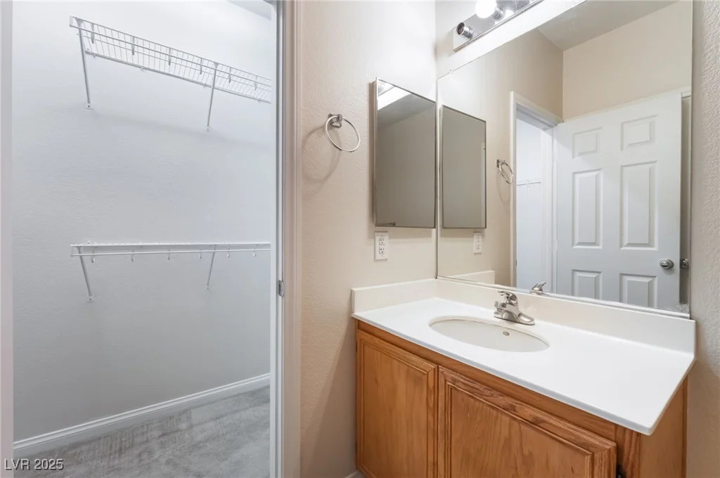 1362 Grass Creek, Henderson, NV 89012