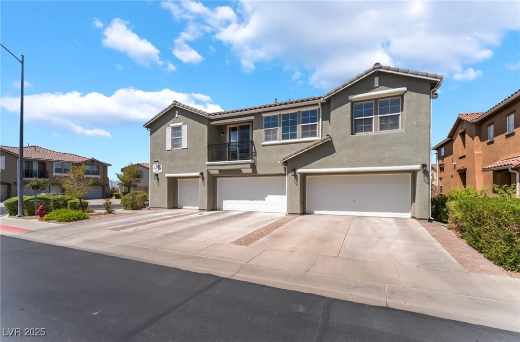 1362 Grass Creek, Henderson, NV 89012