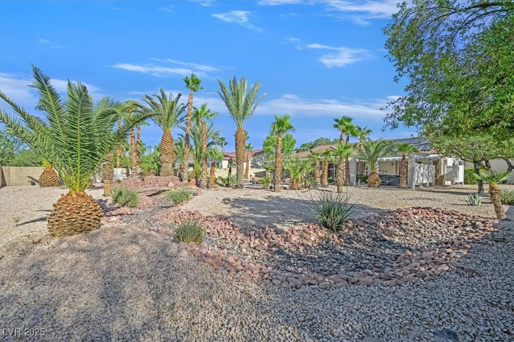 328 Hedgehope, Las Vegas, NV 89183