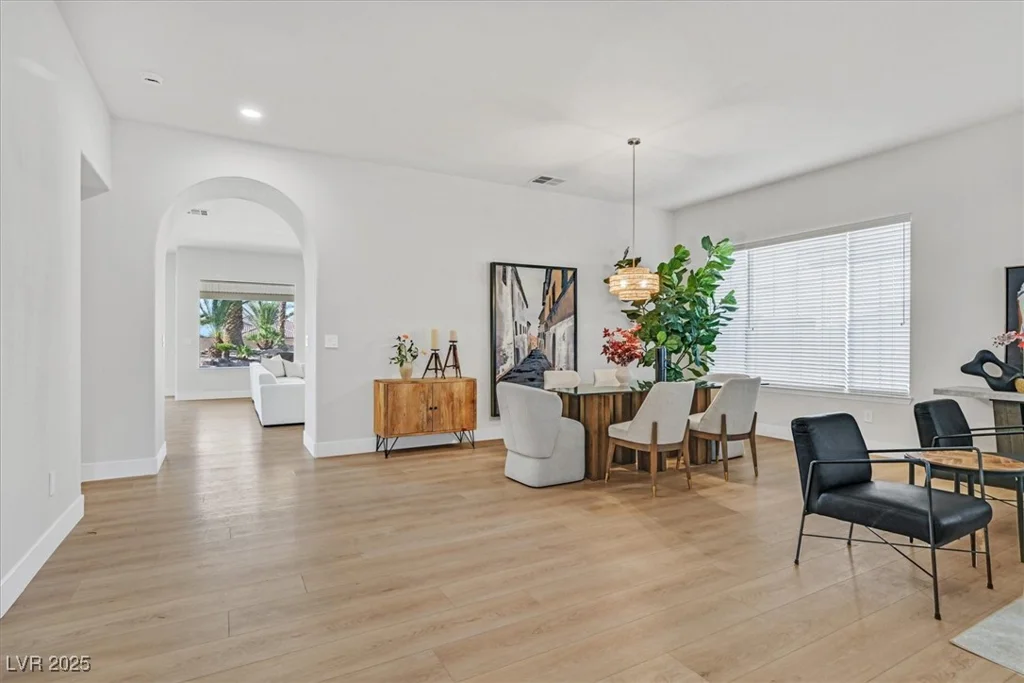 328 Hedgehope, Las Vegas, NV 89183