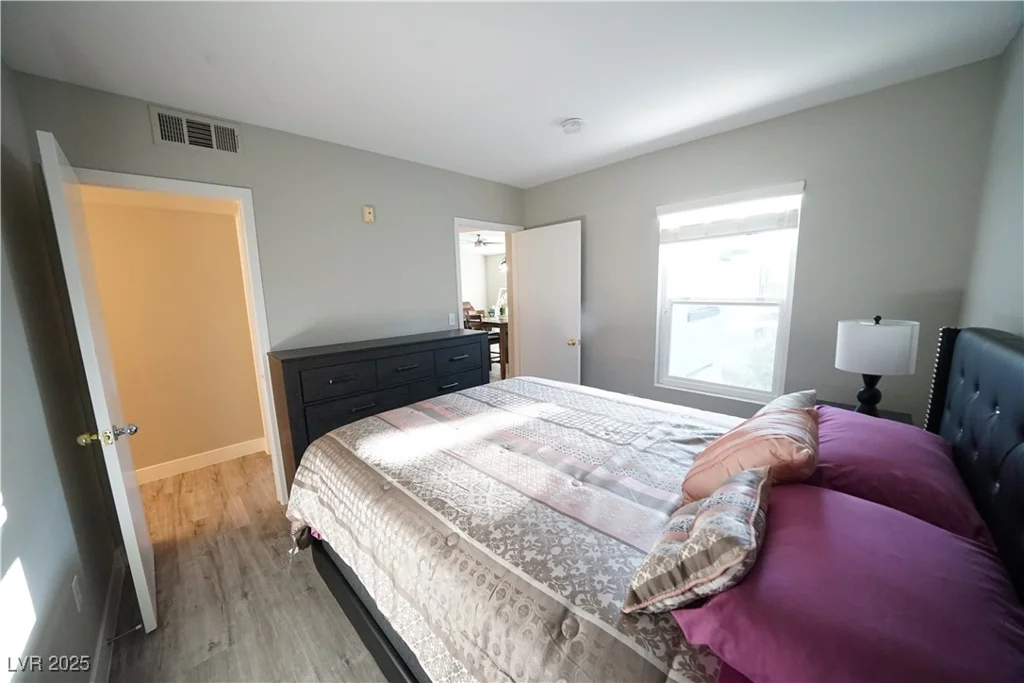 7255 Sunset, Las Vegas, NV 89113