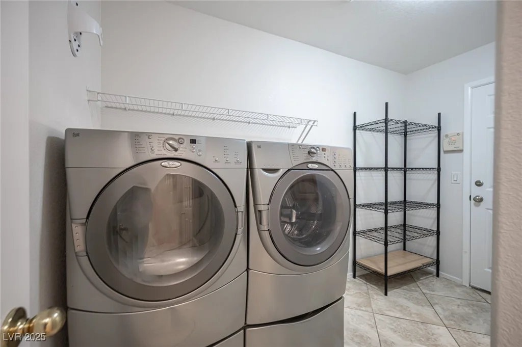 7549 Mermaid Song, Las Vegas, NV 89139