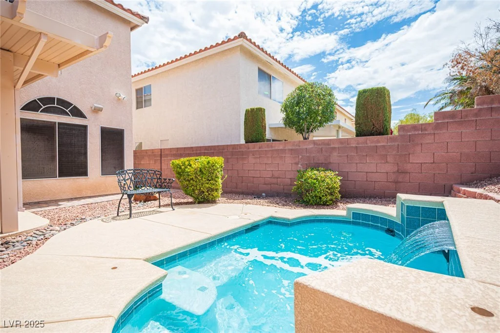 7549 Mermaid Song, Las Vegas, NV 89139