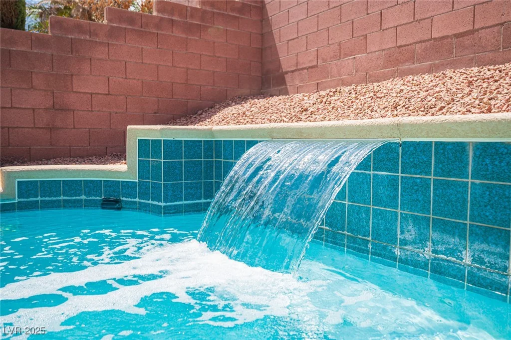 7549 Mermaid Song, Las Vegas, NV 89139