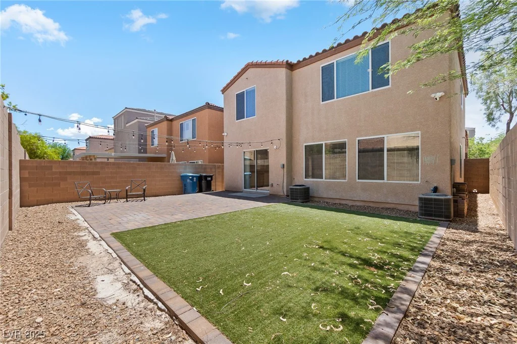 8938 Bonneville Peak, Las Vegas, NV 89148