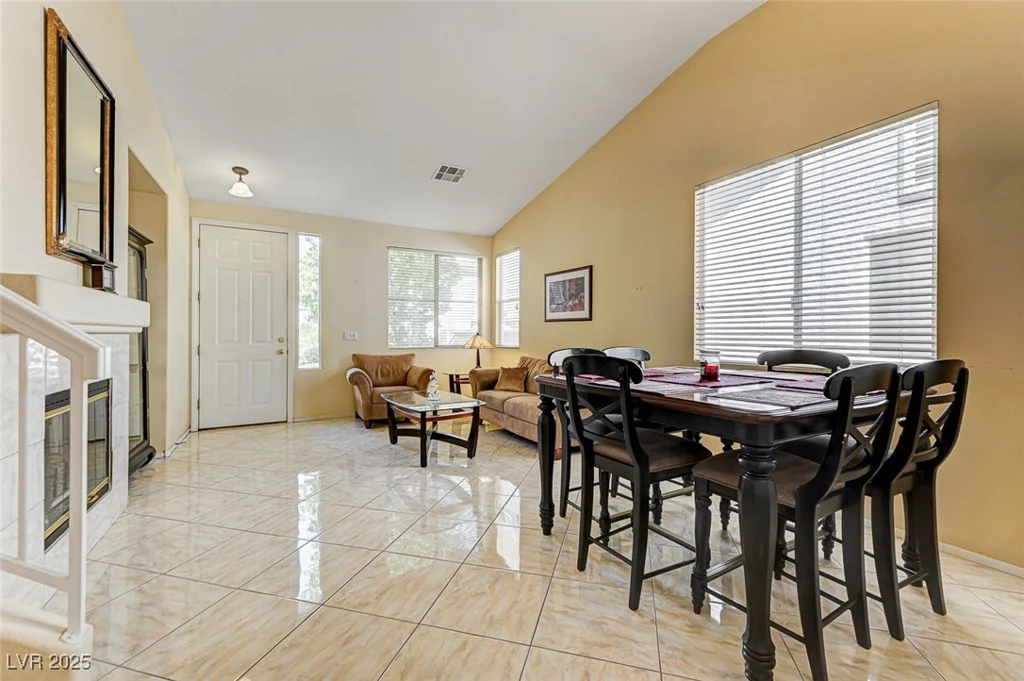 8570 Auburn Leaf, Las Vegas, NV 89123