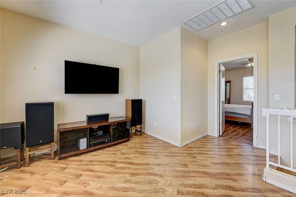 8570 Auburn Leaf, Las Vegas, NV 89123
