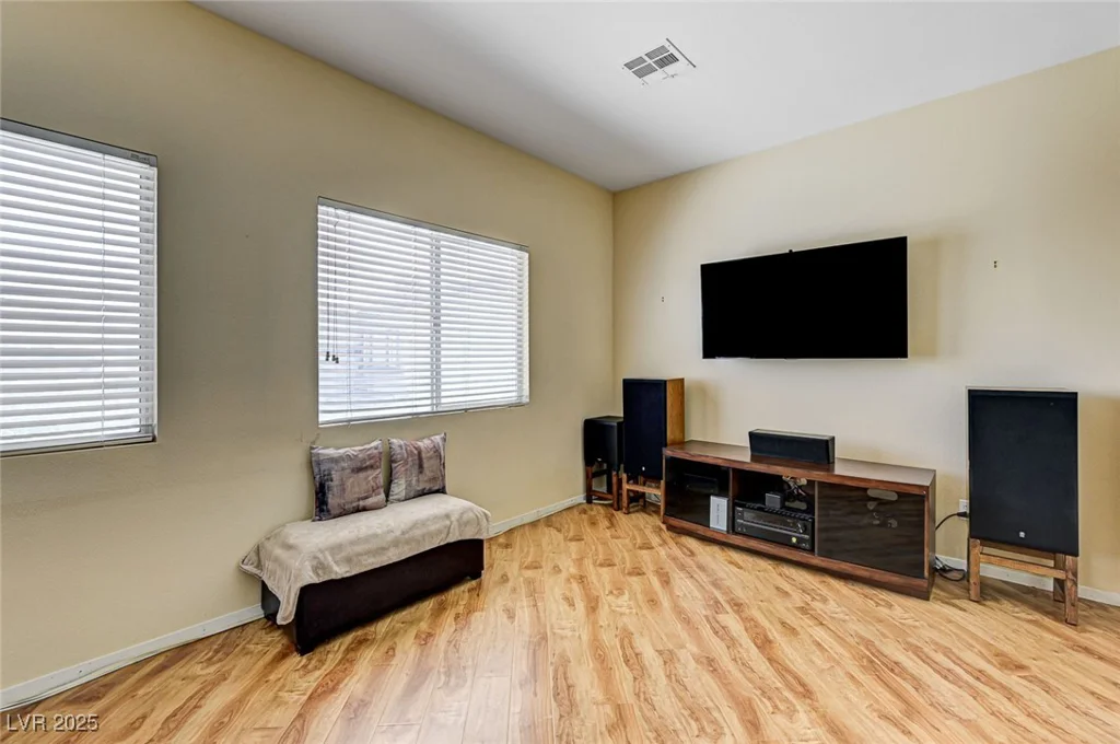 8570 Auburn Leaf, Las Vegas, NV 89123