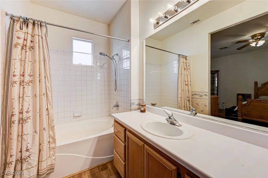 8570 Auburn Leaf, Las Vegas, NV 89123