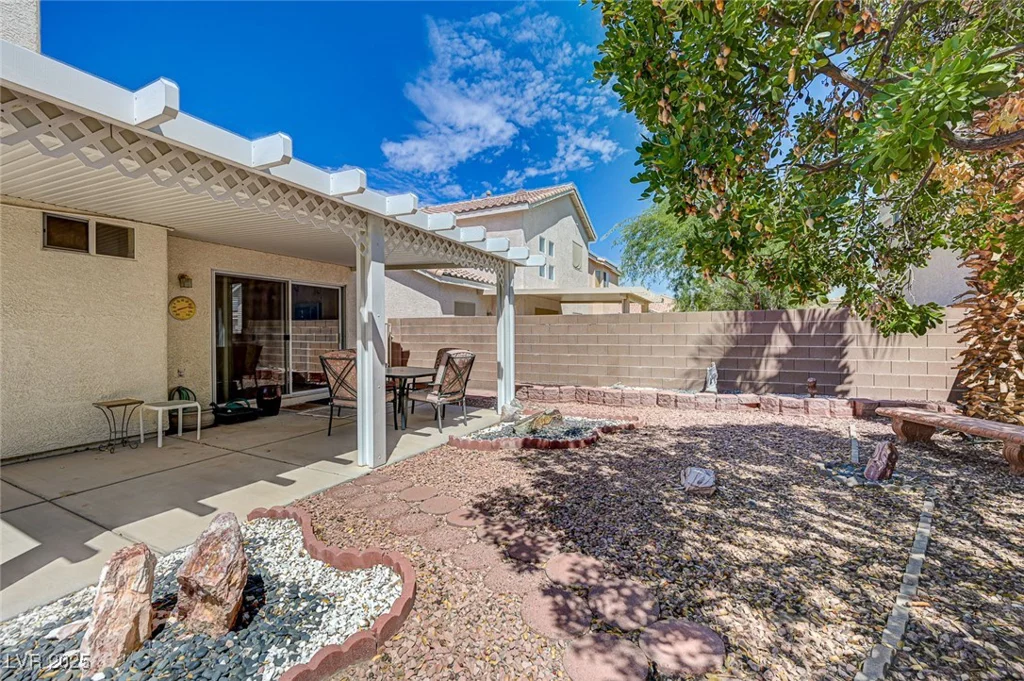 8570 Auburn Leaf, Las Vegas, NV 89123