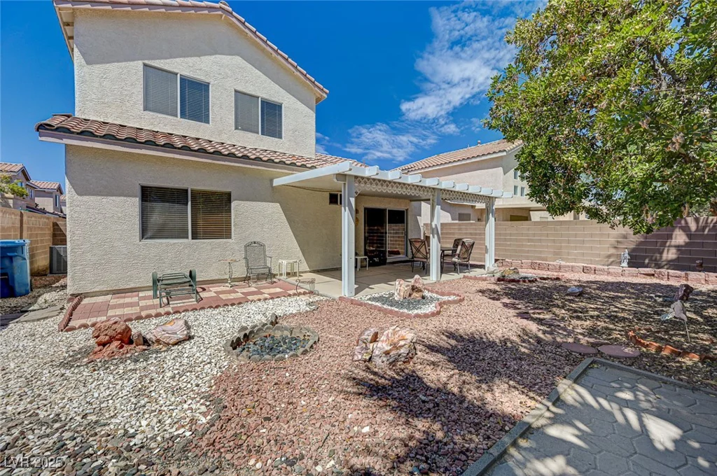 8570 Auburn Leaf, Las Vegas, NV 89123