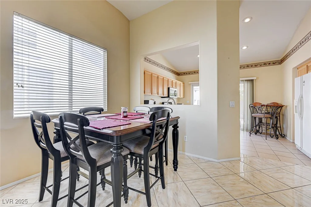 8570 Auburn Leaf, Las Vegas, NV 89123