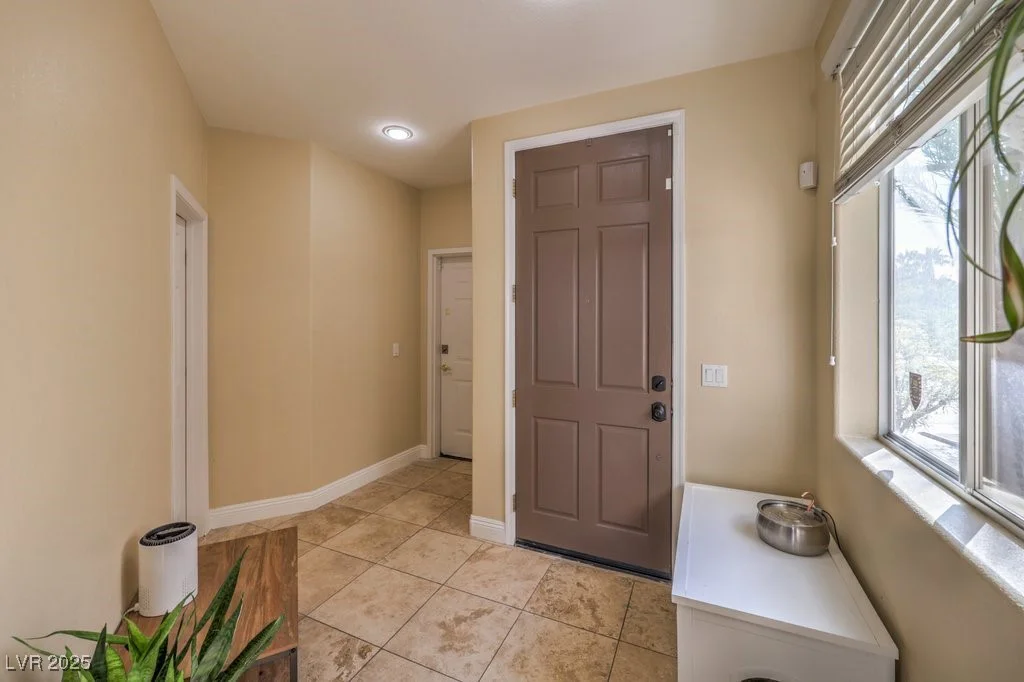 805 Dana Hills, Las Vegas, NV 89134