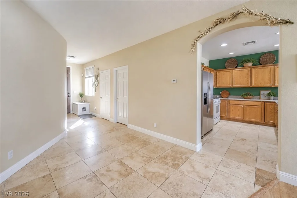 805 Dana Hills, Las Vegas, NV 89134