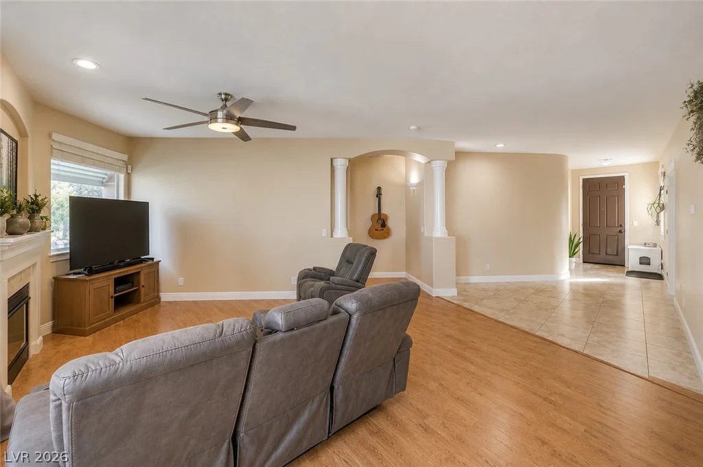 805 Dana Hills, Las Vegas, NV 89134
