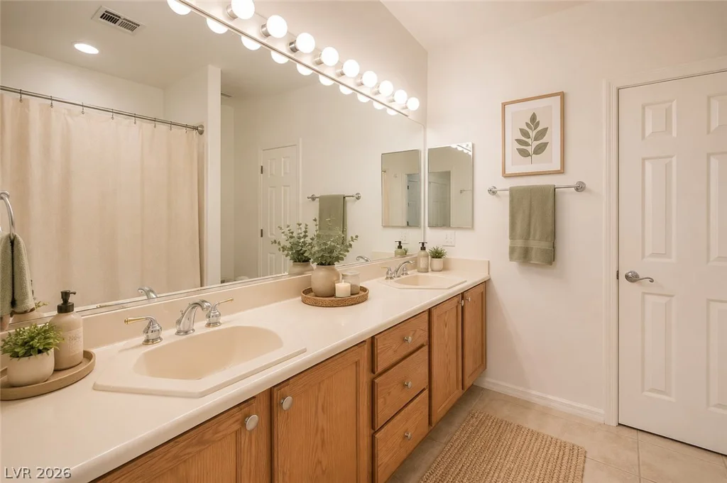 805 Dana Hills, Las Vegas, NV 89134
